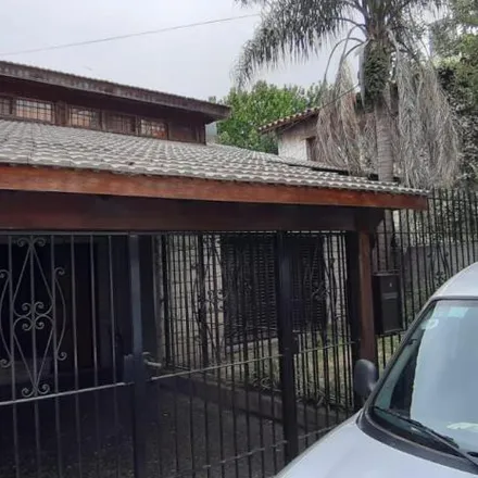 Buy this 3 bed house on Avenida Caseros in Nuevo Quilmes, B1876 AWD Don Bosco