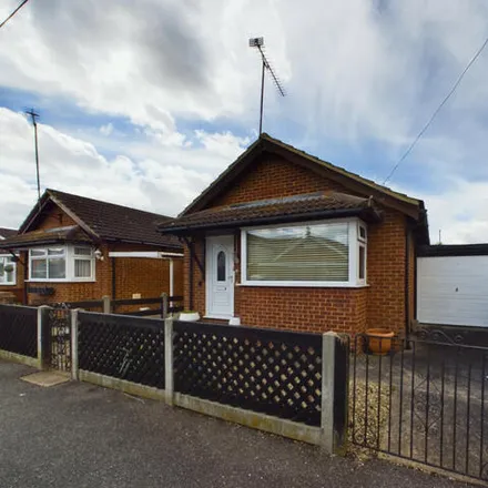Buy this 1 bed house on Dovercliff Road in Leigh Beck, SS8 7PE
