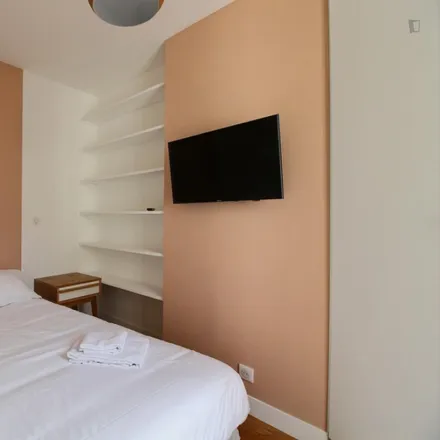 Rent this 1 bed apartment on 35 Rue de Ponthieu in 75008 Paris, France