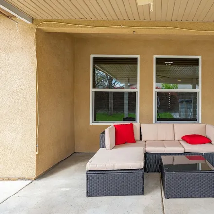 Image 9 - Bakersfield, CA - House for rent