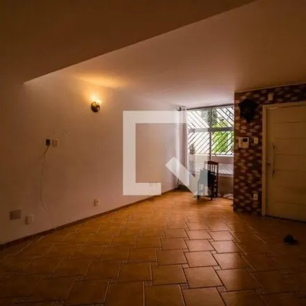 Rent this 2 bed house on Avenida Bosque da Saúde 583 in Chácara Inglesa, São Paulo - SP