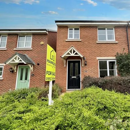 Buy this 3 bed duplex on The Ashes in Telford, TF2 9FW