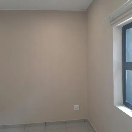 Image 9 - Trailer Town, Retail Avenue, Bordeaux, Randburg, 2194, South Africa - Apartment for rent