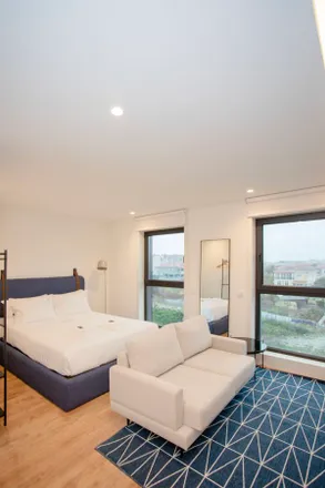 Image 5 - Rua Professor Armando de Castro, 4200-487 Porto, Portugal - Apartment for rent