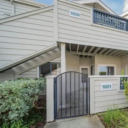 Buy this 2 bed condo on 395 Clearview Drive in Vallejo, CA 94591
