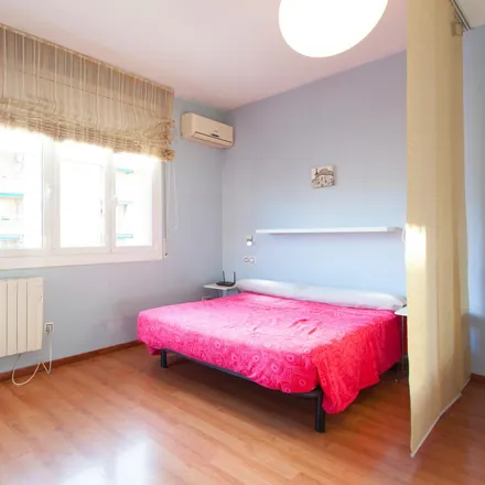 Rent this studio apartment on Carrer de Berlín in 51, 53