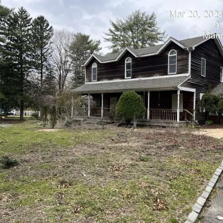 Buy this 4 bed house on 304 Dry Saw Mill Road in Brookhaven, Manorville