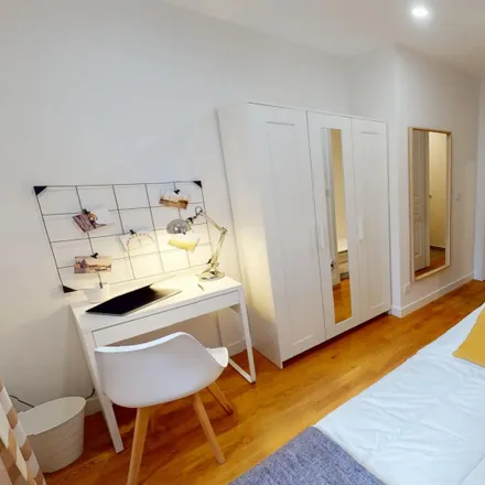 Rent this 7 bed room on 18 Rue d'Enghien in 69002 Lyon, France