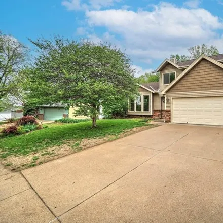 Buy this 3 bed house on 11649 Lilley Lane in Bellevue, NE 68123