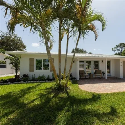 Buy this 3 bed house on 917 Riviera Street in Venice, FL 34285