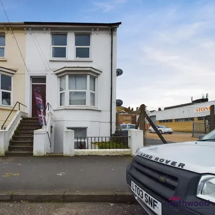 Rent this 1 bed room on Iceland in Tideswell Road, Eastbourne