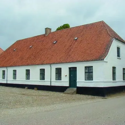 Rent this 5 bed apartment on Sønderby Kirke in Kirkebakken, 5631 Ebberup