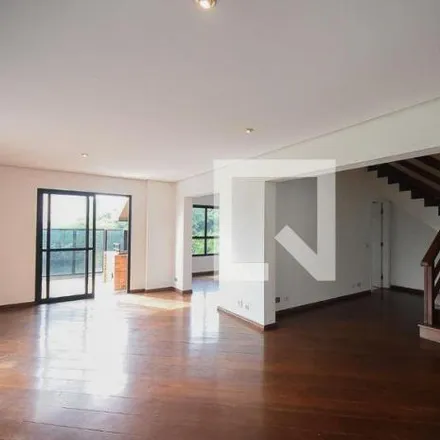 Rent this 4 bed apartment on Rua Doutor José Gustavo Busch in Paraisópolis, São Paulo - SP