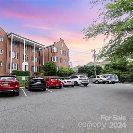 Buy this 2 bed condo on 1337 East Morehead Street in Charlotte, NC 28204