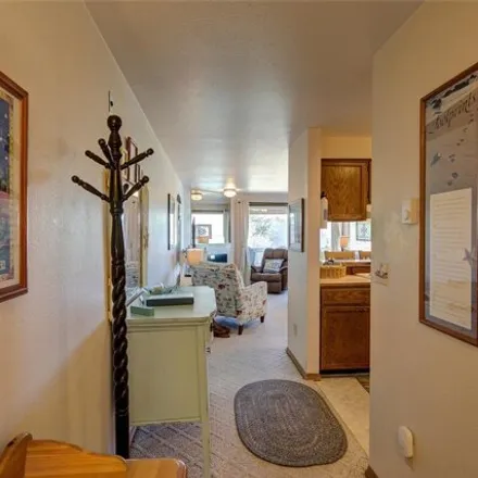 Image 3 - Ocean Lake Way, Ocean Shores, Grays Harbor County, WA 98569, USA - Condo for sale