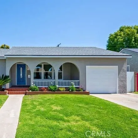 Image 1 - 2150 Stearnlee Avenue, Long Beach, CA 90815, USA - House for sale