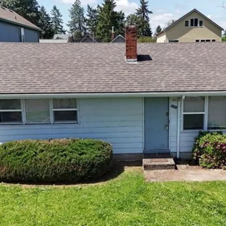 Buy this 2 bed house on 8343 North Newman Avenue in Portland, OR 97203
