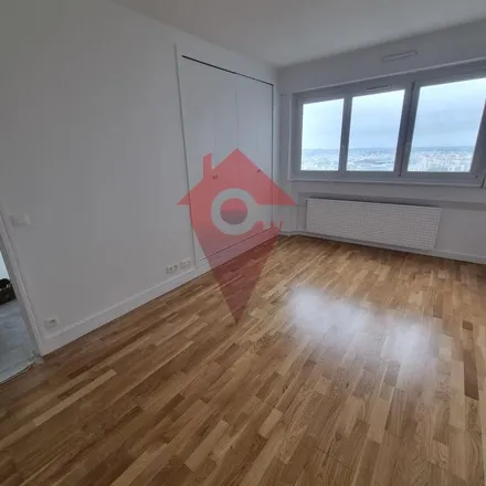 Rent this 3 bed apartment on 1 Rue Albert Simonin in 92400 Courbevoie, France