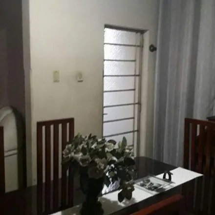 Buy this 3 bed house on Rua Frei Caneca in Divinópolis - MG, 35500-074