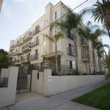 Rent this 2 bed apartment on 8608 Chalmers Drive in Los Angeles, CA 90035