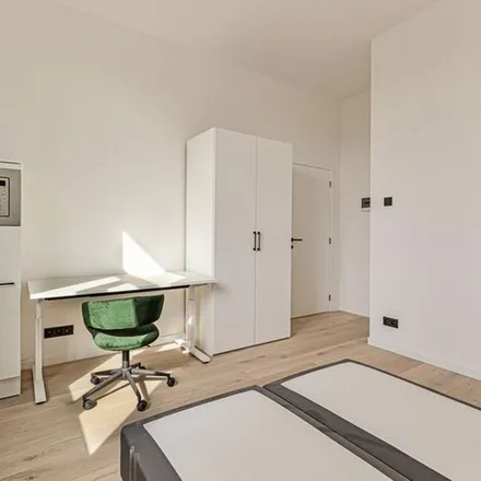 Rent this 1 bed apartment on Koningin Astridlaan 86 in 2800 Mechelen, Belgium