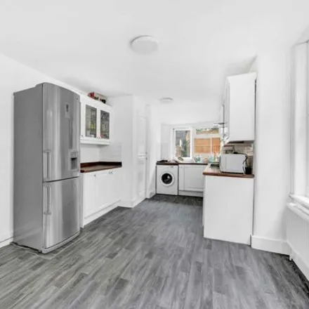 Image 7 - North Family Stand, Windsor Road, London, E10 5LP, United Kingdom - House for sale