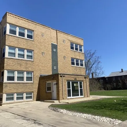 Rent this 1 bed house on West Adelaide Street in Elmhurst, IL 60126