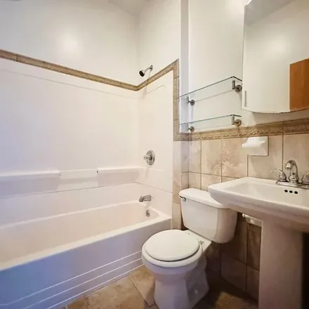 Rent this 4 bed apartment on 412 9th Street in New York, NY 11215