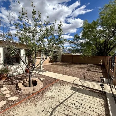 Buy this 4 bed house on 15916 North Capstan Avenue in Catalina, Pima County