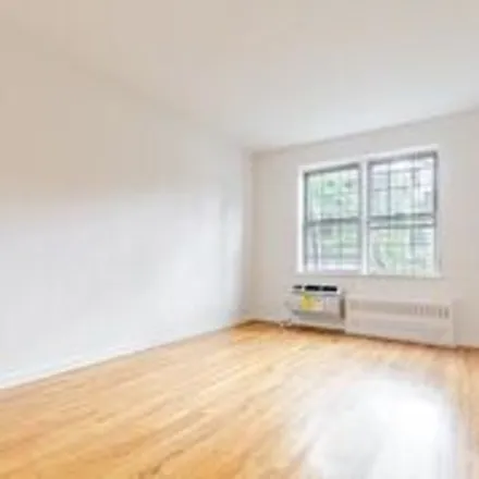 Image 3 - 534 East 85th Street, New York, NY 11236, USA - Apartment for rent