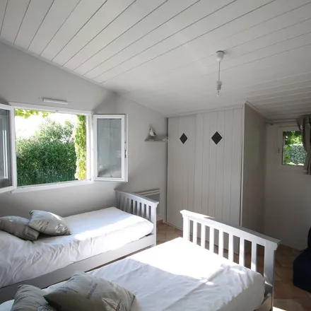 Rent this 2 bed house on 85710 La Garnache