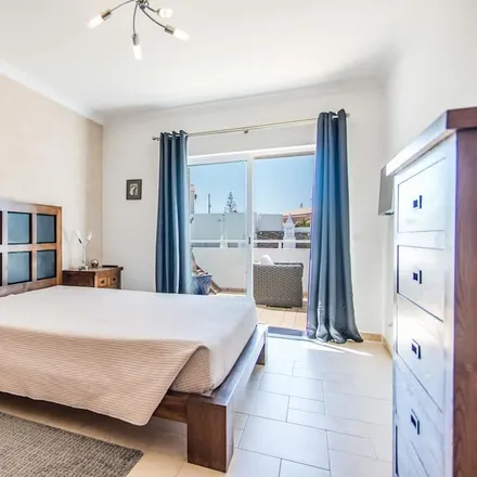 Rent this 4 bed house on 8200-613 Distrito de Évora