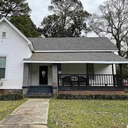 Buy this 4 bed house on 109 South Hazel Street in Ruston, LA 71270