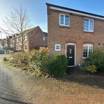 Buy this 3 bed house on Newbury Crescent in Bourne, PE10 0JZ