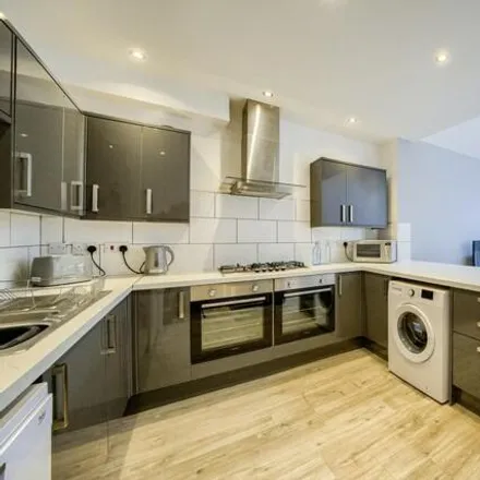 Rent this 5 bed townhouse on 12 Terry Road in Coventry, CV1 2AW