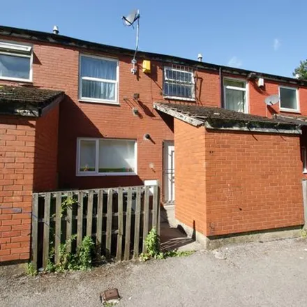 Rent this 4 bed townhouse on St John's Close in Leeds, LS6 1SE