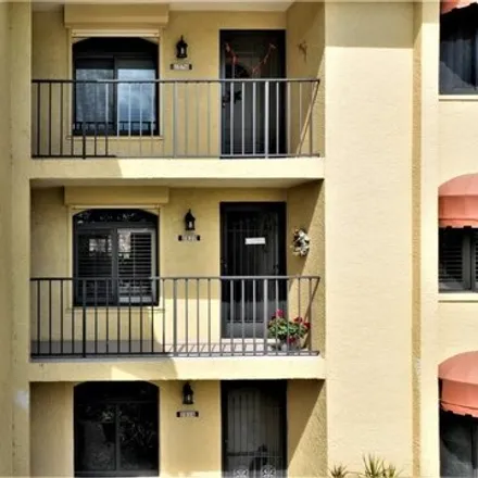 Image 4 - 16685 Kelly Cove Drive, Royal Point at Majestic Palms, Iona, FL 33908, USA - Condo for sale