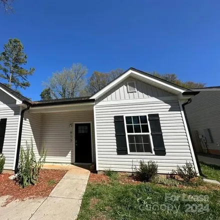 Rent this 3 bed house on 601 Northway Drive in Charlotte, NC 28208