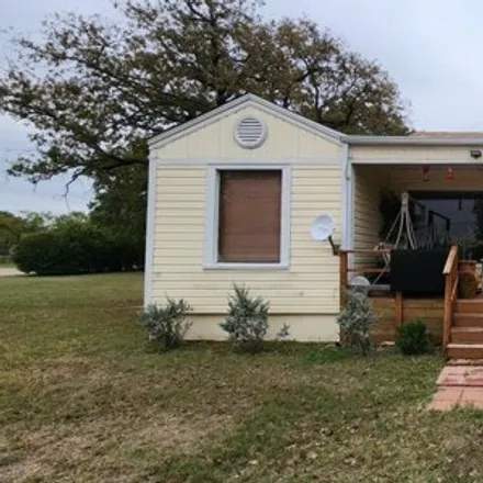 Buy this 3 bed house on 1420 West Commerce Street in Eastland, TX 76448