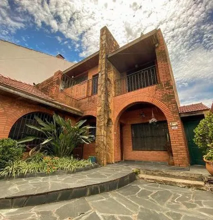 Buy this 5 bed house on Colombia 961 in 1869 Partido de Lanús, Argentina