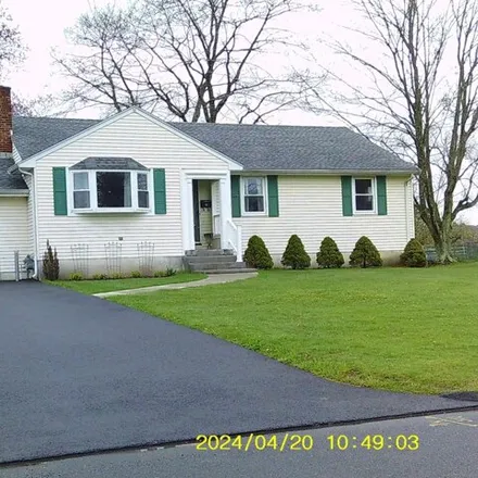 Rent this 3 bed house on 60 Raymond Road in Rocky Hill, CT 06067