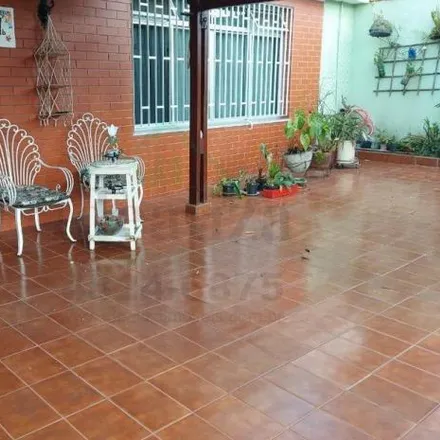 Rent this 3 bed house on Rua Boa Vista in Centro Alto, Ribeirão Pires - SP