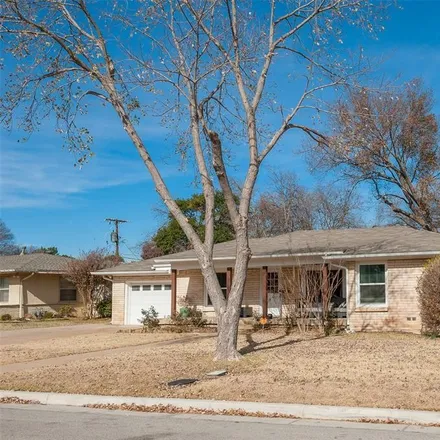 Rent this 3 bed house on 3540 Rashti Court in Fort Worth, TX 76109