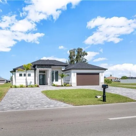 Image 5 - 309 Chiquita Boulevard North, Cape Coral, FL 33993, USA - House for sale