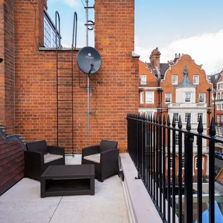 Image 2 - 5 Rex Place, London, W1K 2AQ, United Kingdom - Townhouse for rent