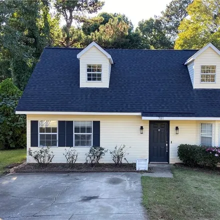 Buy this 3 bed house on 782 Iroquois Circle in Auburn, AL 36830
