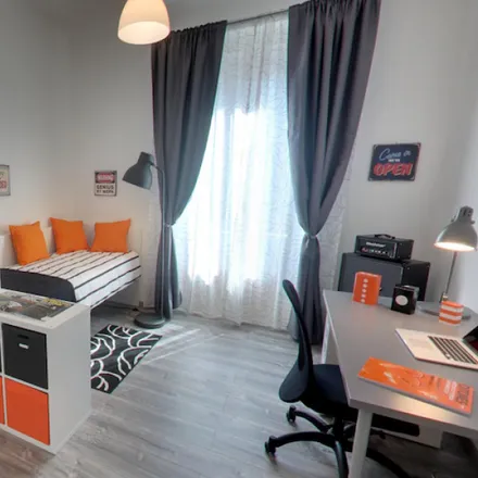 Rent this 3 bed room on Via Ponte Seveso in 29, 20125 Milan MI