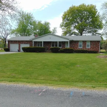 Buy this 3 bed house on 3003 Voorhees Lane in Godfrey, IL 62012