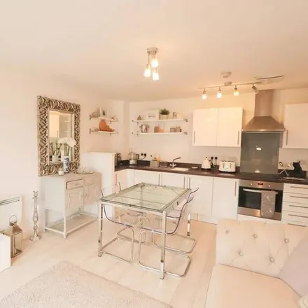 Rent this 2 bed apartment on 23-25 Milner Road in London, SW19 3AB