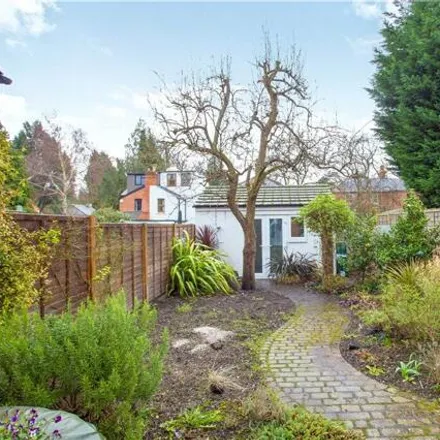 Image 5 - Walter's Cottage, Galton Road, Sunningdale, SL5 0BP, United Kingdom - Duplex for sale